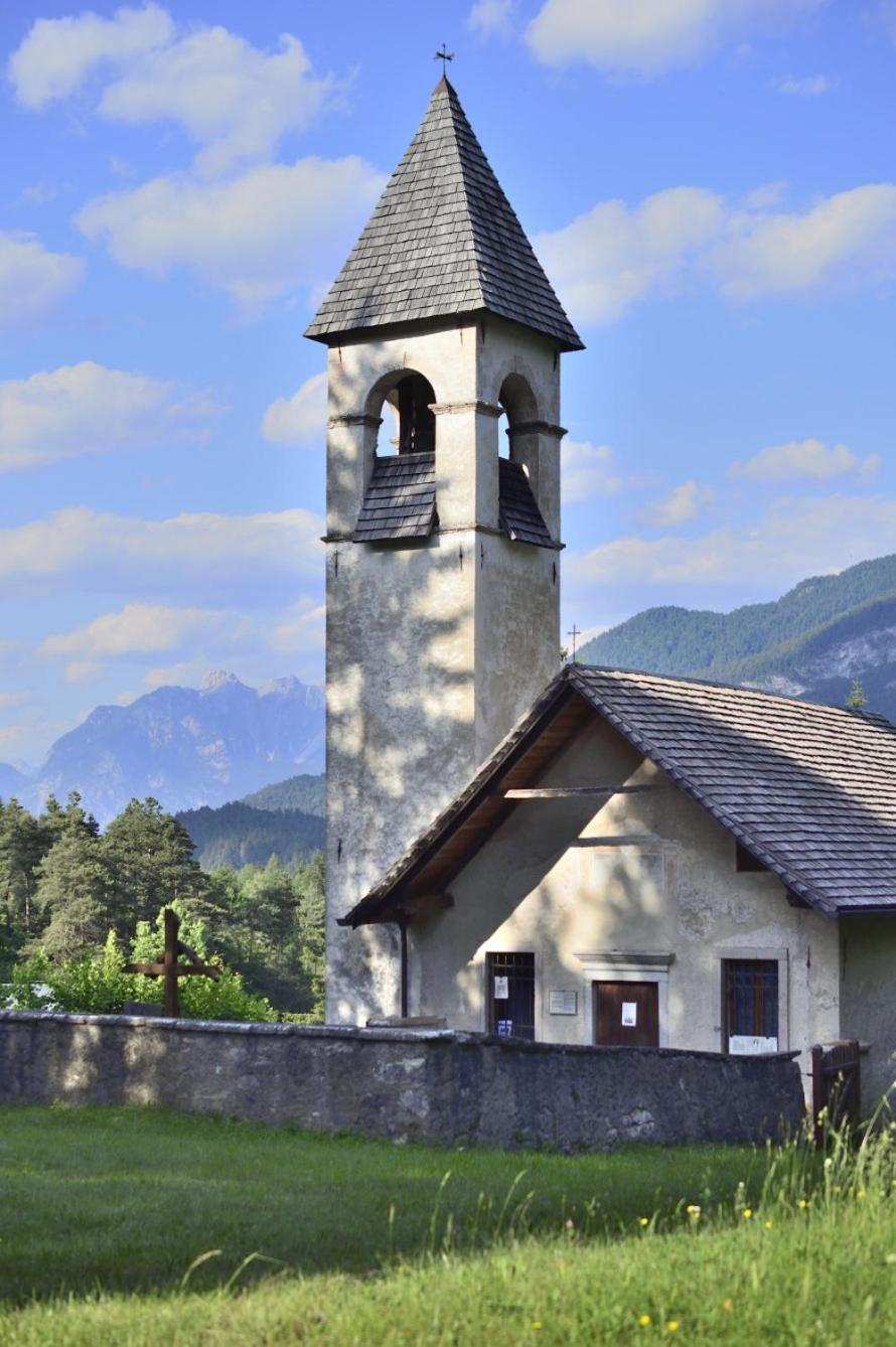 ヴァッレ・ディ・カドーレ Agriturismo Borgo Damosヴィラ エクステリア 写真